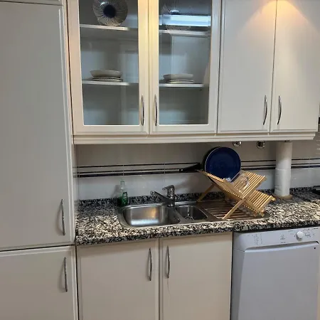 Blue Beachside Sea View Apartment *